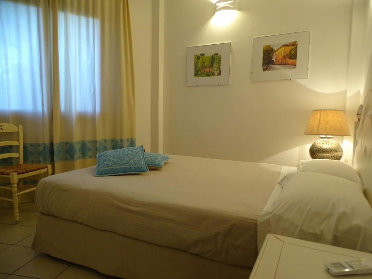 Hotel Mariposas Villasimius Buitenkant foto