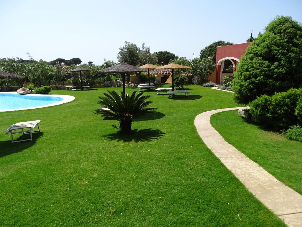 Hotel Mariposas Villasimius Buitenkant foto