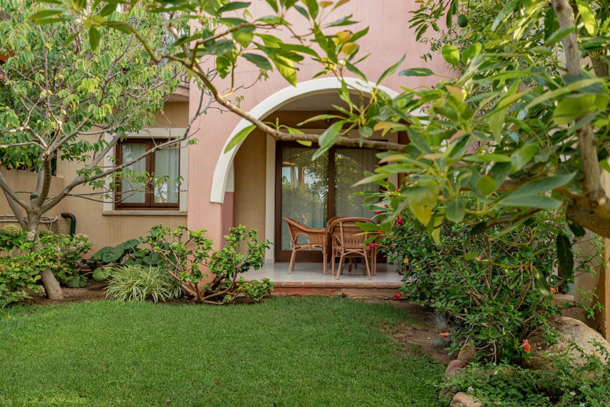 Hotel Mariposas Villasimius Buitenkant foto