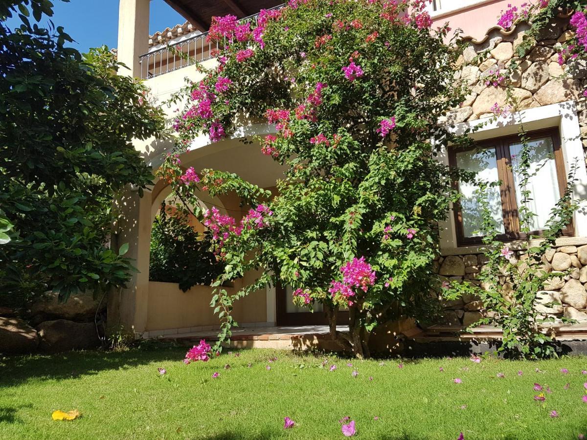 Hotel Mariposas Villasimius Buitenkant foto